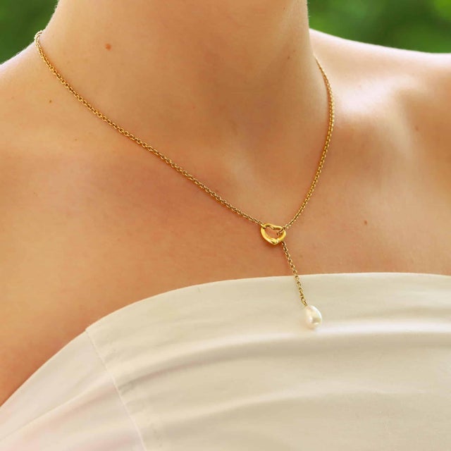 Tiffany & Co Elsa Peretti 18k Yellow Gold Open Heart Lariat Necklace For Sale - Image 9 of 9