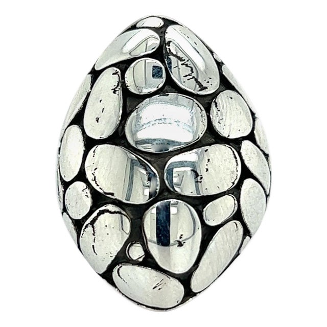 1990s John Hardy Estate Ladies Kali Pebble Marquise Dome Ring 6 Sterling Silver For Sale