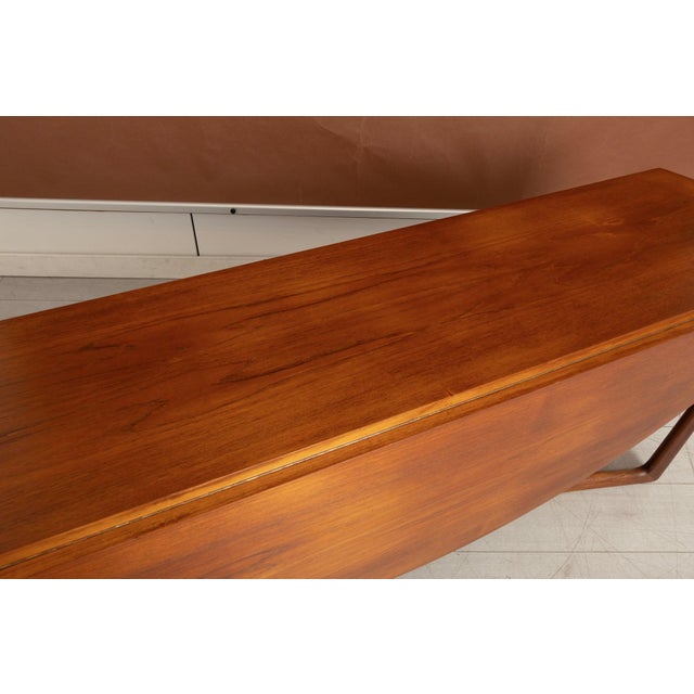 Mid-Century Danish Drop Leaf Dining Table by Peter Hvidt and Orla Mølgaard-Nielsen for France & Søn, 1960s For Sale - Image 3 of 10