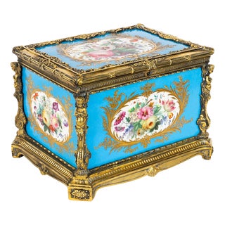 Antique 19th Century French Porcelain and Ormolu Jewellery Casket from Sèvres, 1860s For Sale