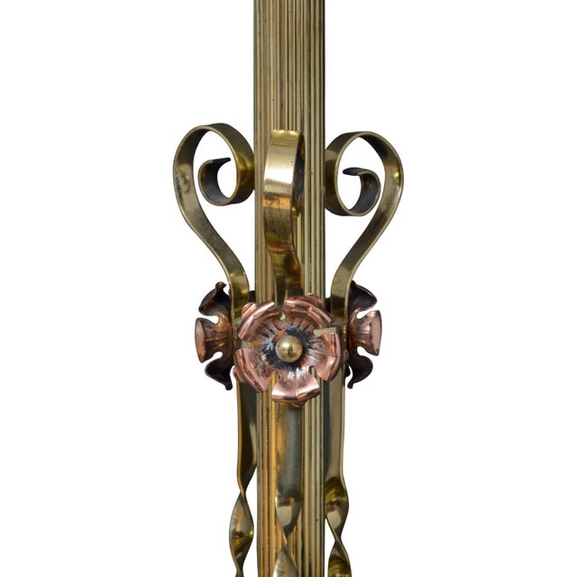 1900 - 1909 Art Nouveau Height Adjustable Standard Lamp in Brass and Copper, 1900 For Sale - Image 5 of 11