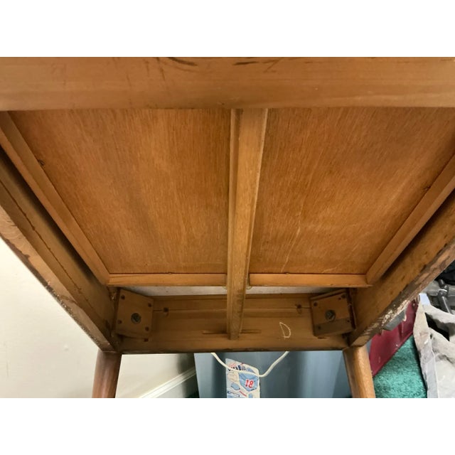 Mid-Century Modern Vintage Lane Perception Mid-Century Modern End Table With Basketweave Drawer and Travertine Top For Sale - Image 3 of 9