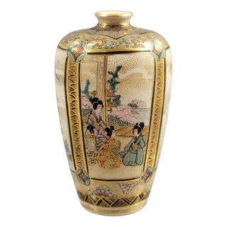 Miniature Meiji Satsuma Vase with Family Scene from Chosei, Kyoto, Japan, 1890 For Sale