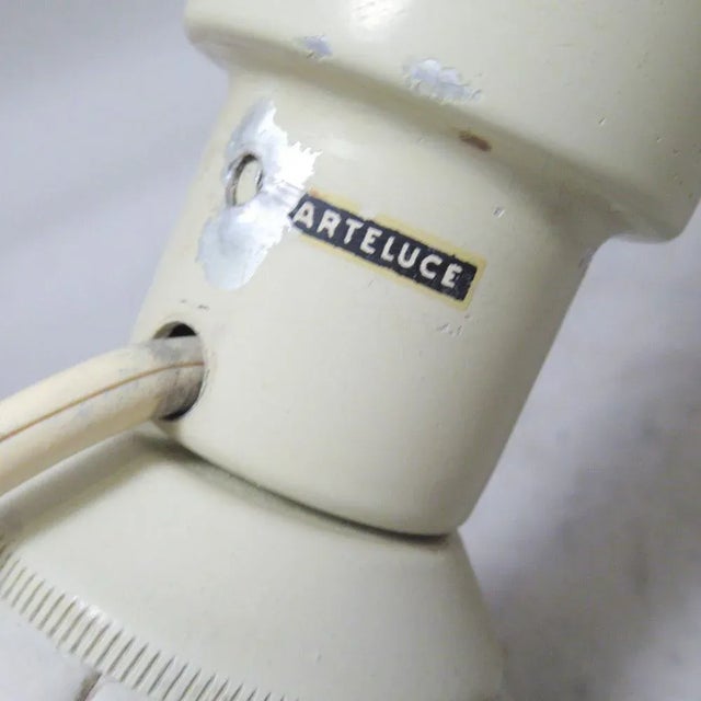 Cream 600P Lamp by Gino Sarfatti for Arteluce, 1960s For Sale - Image 8 of 9