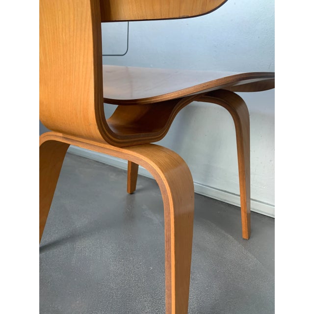 DCW Dining Chair in Wood by Charles & Ray Eames for Herman Miller, 1950s For Sale - Image 11 of 16