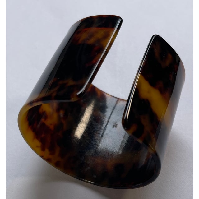 1990s Faux Tortoise Patterned Cuff - For Sale - Image 4 of 7