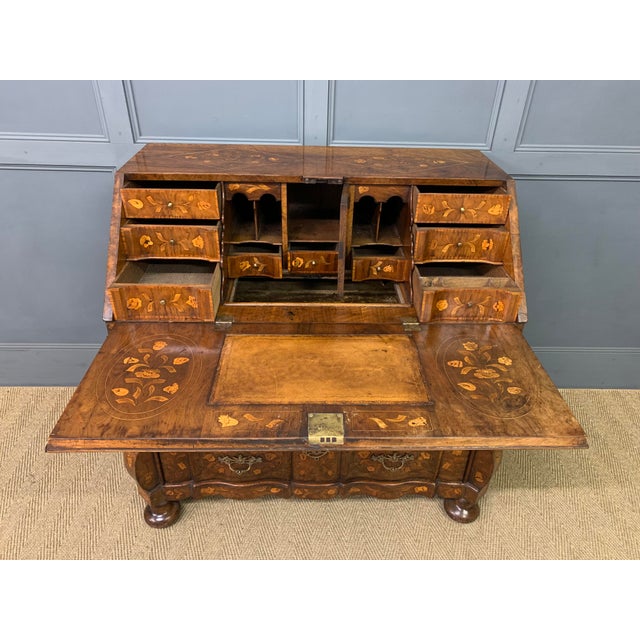 A splendid Dutch walnut marquetry bureau c. 1760. Well constructed in solid walnut with attractive burr walnut veneers...