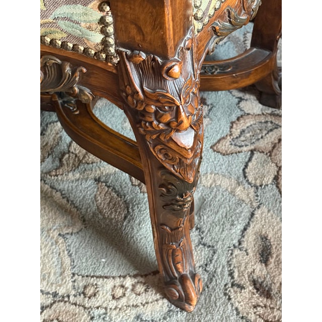 French Late 20th Century Louis XV Style Carved Wood Window Bench in Leopard & Floral Tapestry For Sale - Image 3 of 12