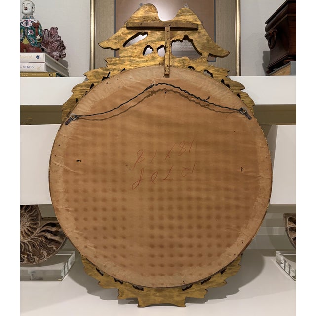 American Vintage Large Scale American Federal Revival Giltwood Eagle Crest Round Mirror For Sale - Image 3 of 17