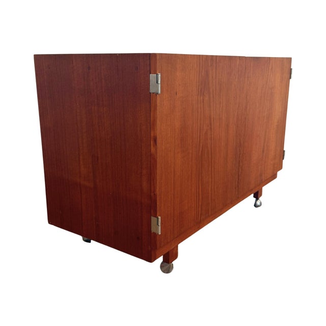 Robert Heritage, Archie Shine, Planar Cabinet, Teak, England, 1960s For Sale - Image 6 of 6