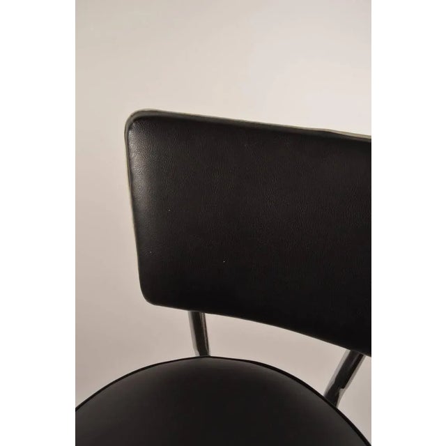 Set of Five Tubular Chrome Swivel High Back Stools For Sale In New York - Image 6 of 8