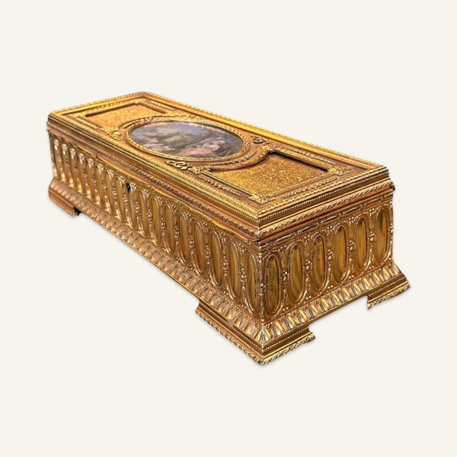 Victorian Late 19th Century Victorian French Gilt Brass Box With Hand Painted Porcelain Cartouche Inset For Sale - Image 3 of 10