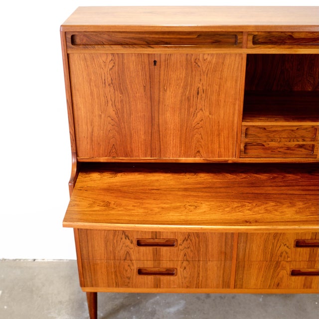 Rosewood Secretary Desk & Bar Cabinet, in the Style of Brdr. Larsen Møbelfabrik For Sale - Image 13 of 18
