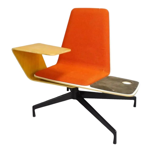 Haworth Harbor Work Lounge Chair Modern Design by Nicolai Czumag-Bront For Sale