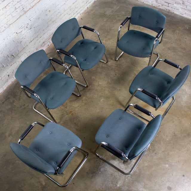 Late 20th Century Modern Set of 6 Chrome Cantilever Chairs W/Gray Fabric by United Chair Company For Sale - Image 10 of 18