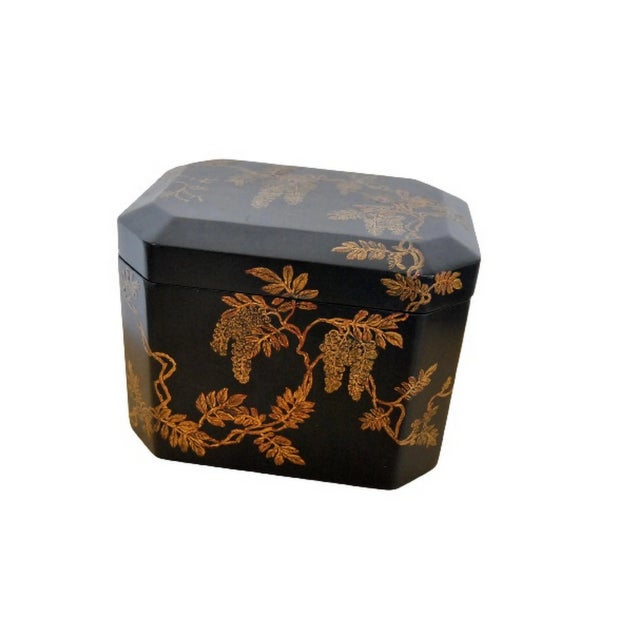 1930s Ryukyu Okinawa Gild Lacquer Accessory Box Tebako With Fuji-Wisteria Flowers For Sale - Image 5 of 11