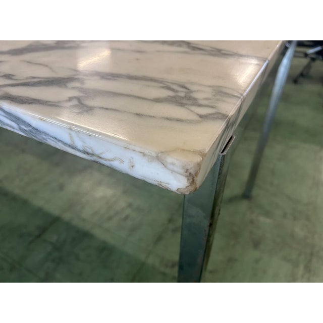 White Marble and Metal Table attributed to Florence Knoll, 1960 For Sale - Image 8 of 11