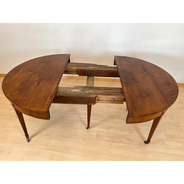 Swiss Biedermeier Extendable Dining Table in Walnut and Brass, 1820s For Sale - Image 6 of 18