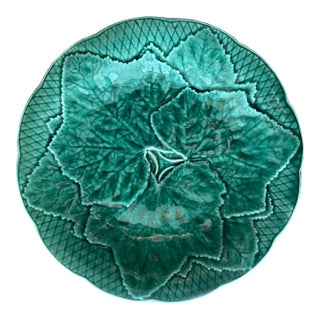 Folk Art Gien French Majolica Glossy Green Leaf Plate For Sale