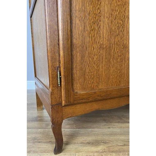 French Louis XVI Wardrobe in Oak For Sale - Image 9 of 13