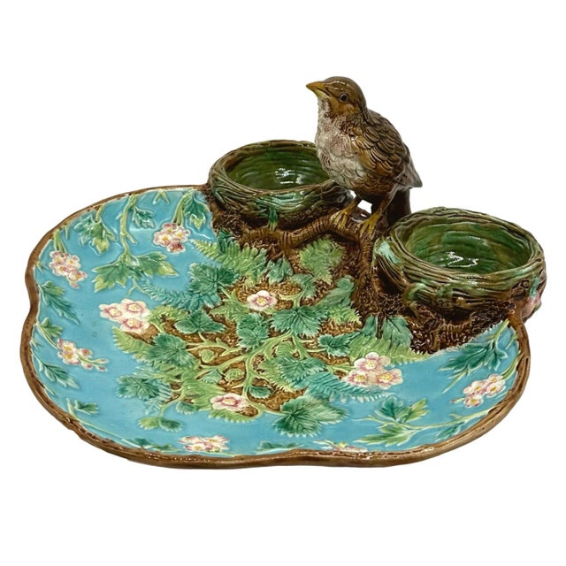 George Jones Majolica Strawberry Server Mounted by a Bird, English, Circa 1870 For Sale - Image 13 of 13
