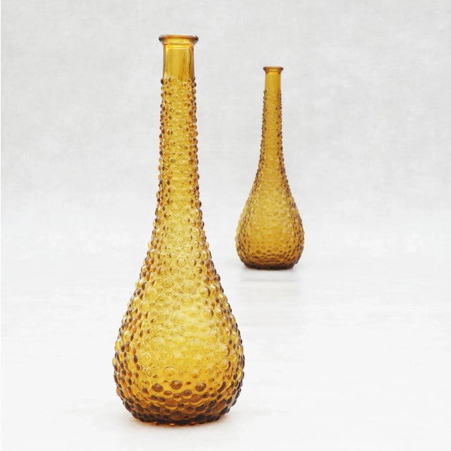 Mid-Century Empoli Amber Bubble Glass Bottle Vases, 1960, Set of 2 For Sale - Image 6 of 7