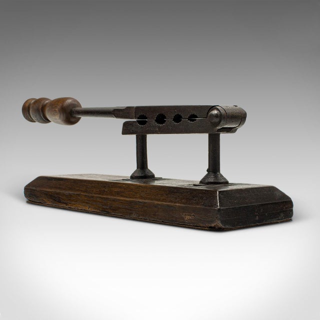 Early 19th Century Antique Apothecary Cork Compressor, English, Oak, Wine Bottle, Press, Georgian For Sale - Image 5 of 10