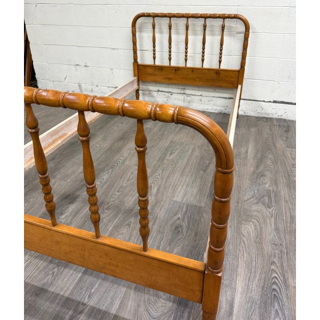 Early 20th Century Vintage Twin Size Jenny Lind Bed For Sale - Image 5 of 10