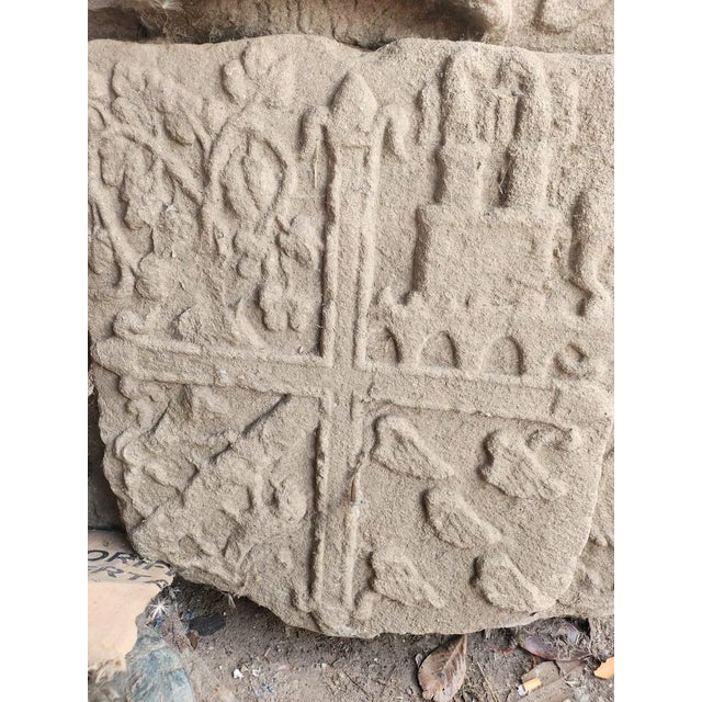 16th Century Spanish Family Coat of Arms Sandstone Carving, 1550 For Sale - Image 3 of 9
