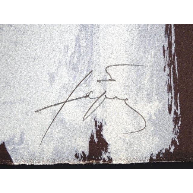 This original artwork by Antoni Tàpies is one of the 10 colored lithographs of the “Berlin Suite”. Tàpies realized this...