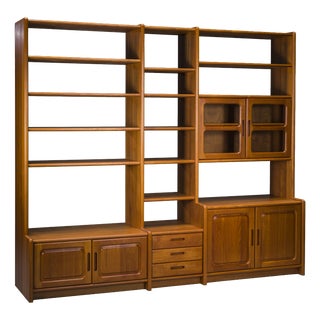 Mid-Century Modern Danish Modular Teak Wall Unit from Dyrlund, Denmark, 1970s For Sale