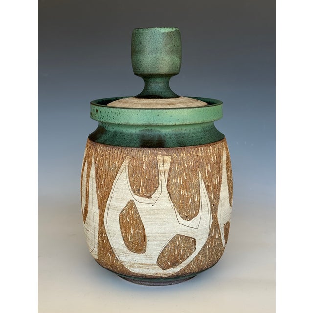 Mid-Century Modern Mid-Century Joel Edwards Large Studio Pottery Lidded Jar For Sale - Image 3 of 15