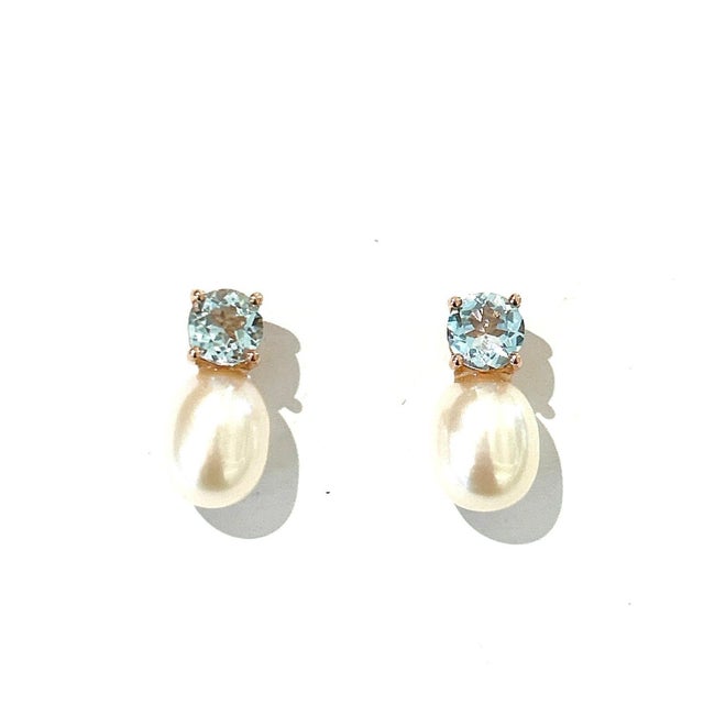 Bochic "Orient" Blue Topaz & South Sea Pear Earrings Set In 18K Gold & Silver, A Pair For Sale - Image 4 of 18
