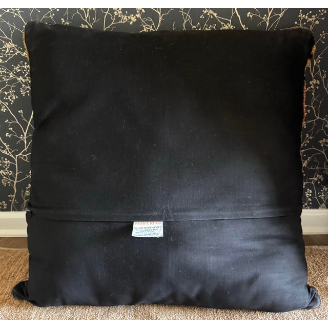 Large Vintage Turkish Wool Rug Floor Cushion – 28″ Square Kilim Ottoman Pillow For Sale - Image 4 of 8