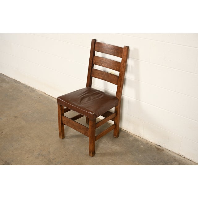 Mission Gustav Stickley Antique Mission Oak Arts & Crafts Ladder Back Side Chair or Dining Chair, Circa 1910 For Sale - Image 3 of 12
