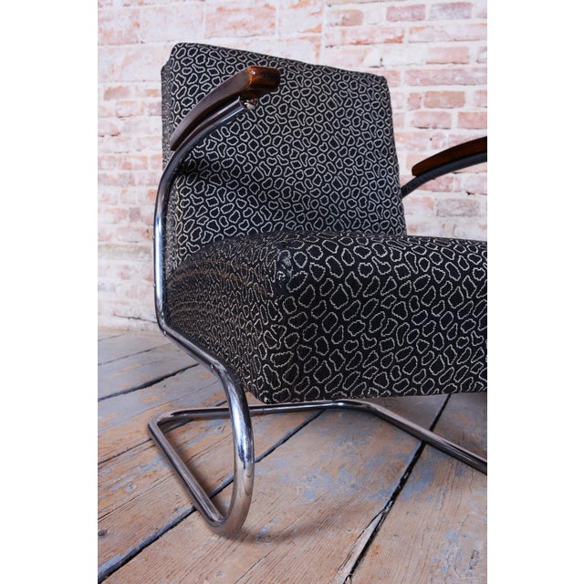 Czech Bauhaus Armchairs in Beech and Chrome attributed to Mücke-Melder, 1930s, Set of 2 For Sale - Image 4 of 12