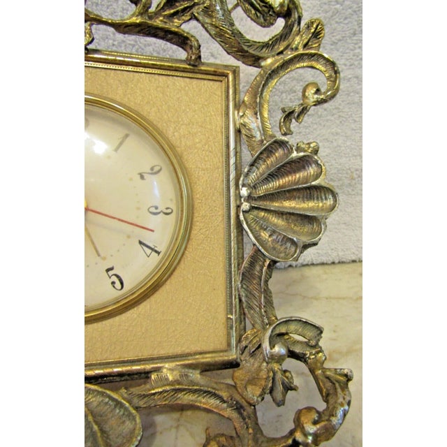 1950s Vintage Mid-Century Modern French Style Ormulu Electric Table Clock For Sale - Image 5 of 7