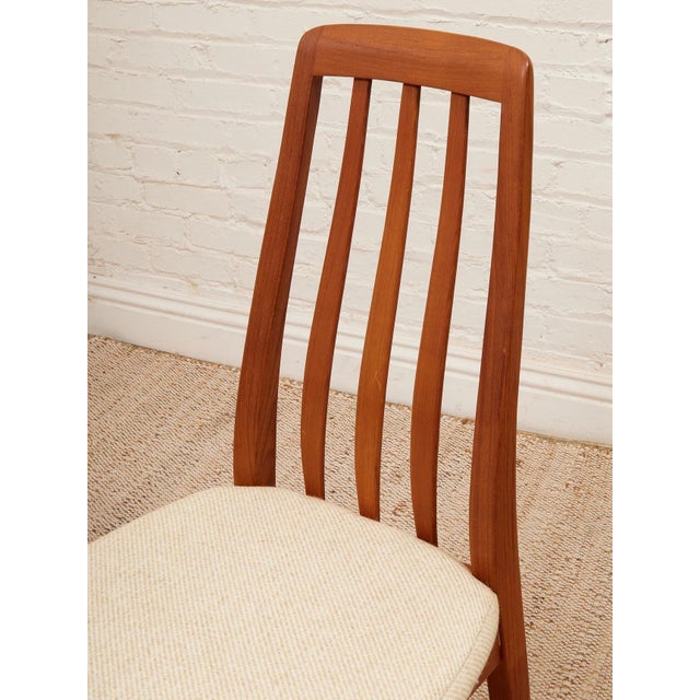 With its modern profile, and stylish frame, this dining chair is sure to be an eye-catching piece for any style of...
