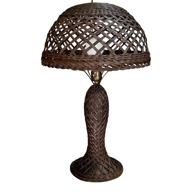 Heywood Wakefield Style Wicker/Rattan Woven, Mushroom-Shaped Table Lamp, Circa 1920-30’s For Sale