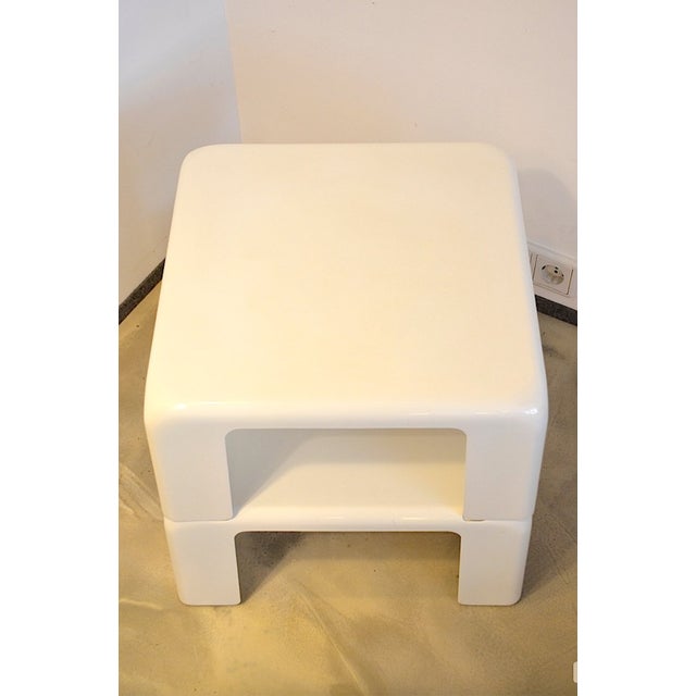 Quattro Gatti fiberglass coffee tables from the 1960s by Mario Bellini for C&B Italia. The set consists of two tables,...