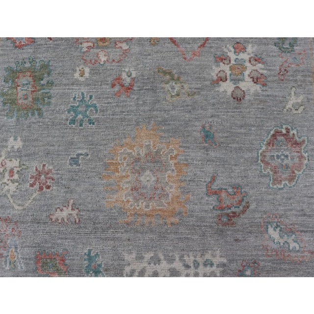 Hand Knotted Floral Modern Oushak With Light Gray Background and Multi-Colors For Sale - Image 10 of 12