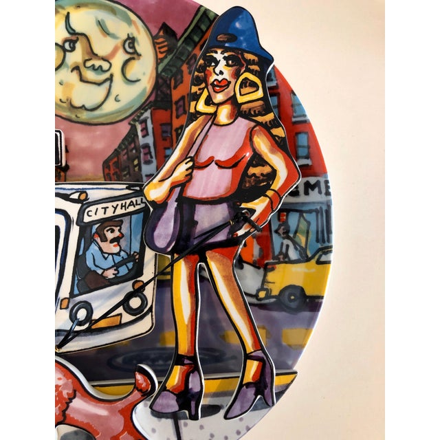 Red Red Grooms, Red Grooms Moonstruck Porcelain Sculpture Plate 3D Manhattan NYC Cartoon, 1994 For Sale - Image 8 of 10