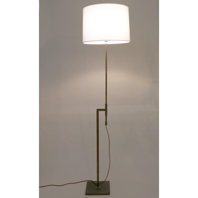 1960s 1960s Laurel Minimalist Mid Modern Telescoping Bronzed Brass Sculpture Floor Lamp For Sale - Image 5 of 6