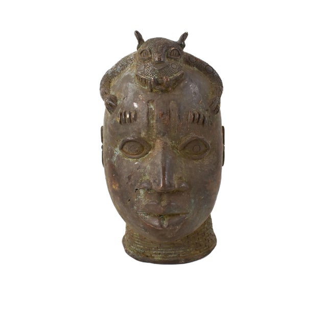 African Early 20th Century Benin Bronze Portrait Figure Nigeria For Sale - Image 3 of 8