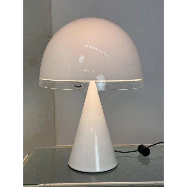 Modernist Space Age Italian Mushroom Shape Table Lamp from Guzzini, 1970s For Sale - Image 13 of 13