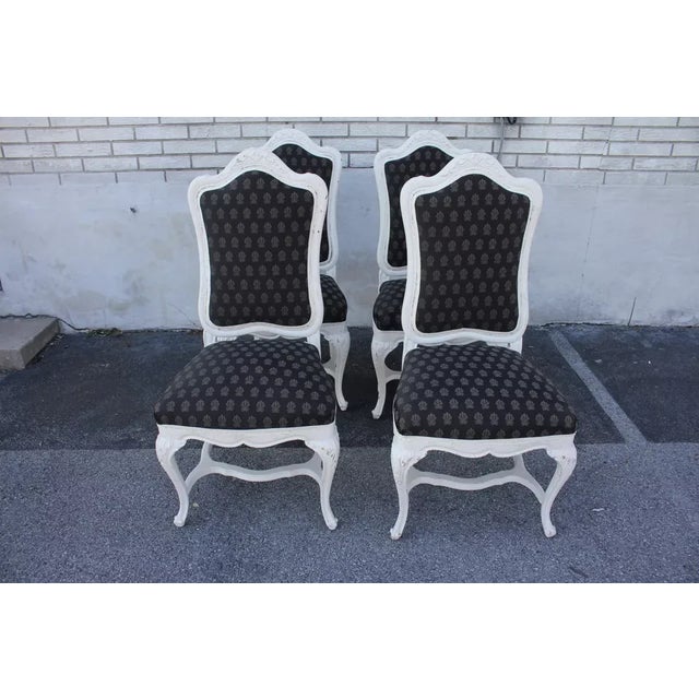French Early 20th Century Set of 4 French Louis XVI Hand Painted Side, Dining Chairs with New Upholstery For Sale - Image 3 of 8