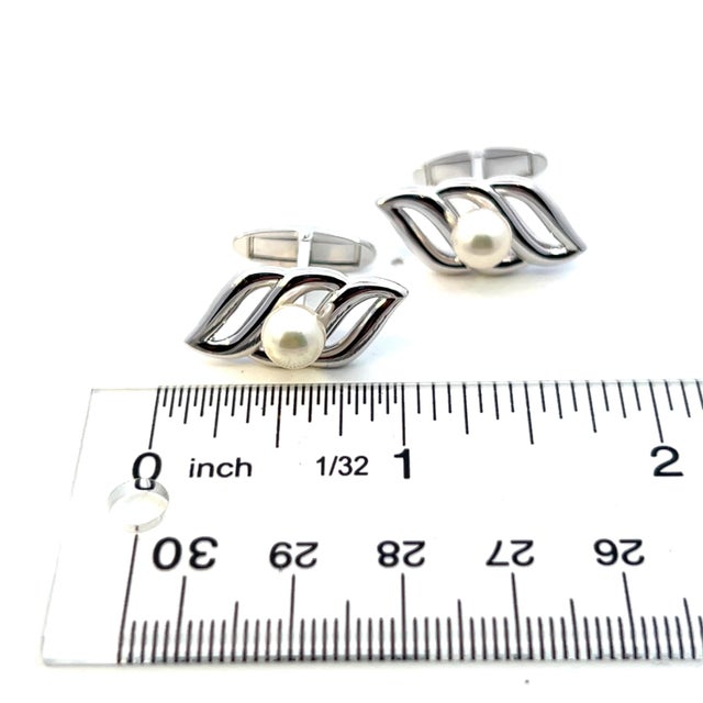 White 1990s Mikimoto Estate Akoya Pearl Mens Cufflinks Silver, 2 Pieces For Sale - Image 8 of 10