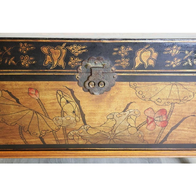 Early 20th Century Chinese Yangjiang Lacquered Leather Trunk Chest With Calligraphy For Sale - Image 12 of 15