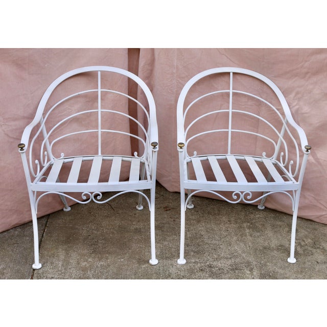 Late 20th Century Patio or Garden Clear Glass Top Umbrella Table & 4 Chairs For Sale - Image 4 of 5