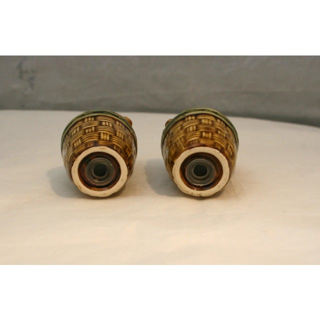 Vintage Ceramic Nesting Hens Chickens Salt & Pepper Shakers For Sale - Image 9 of 9